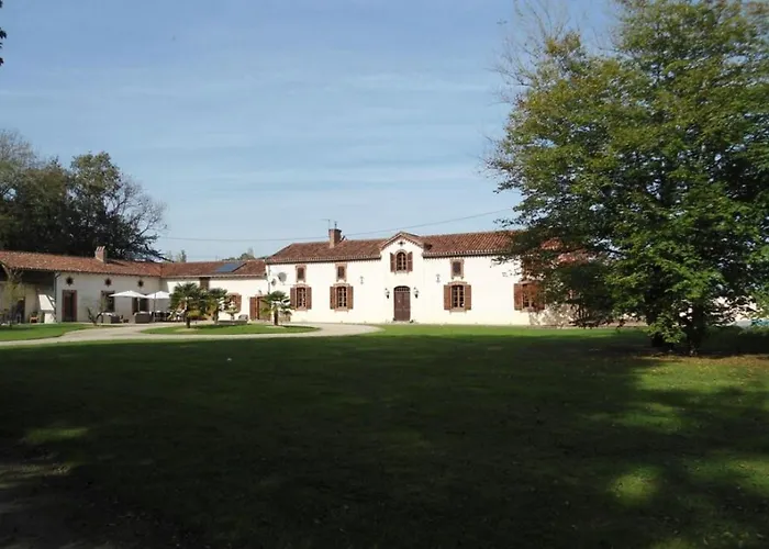 فيلة Domaine Manon Buzon