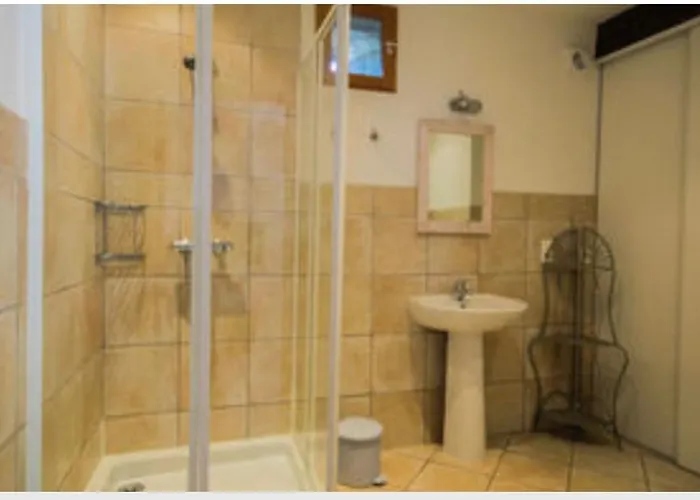 فيلة Domaine Manon Buzon