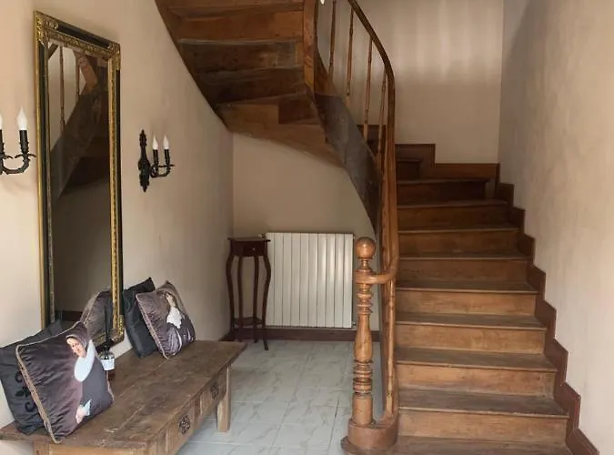 فيلة Domaine Manon Buzon