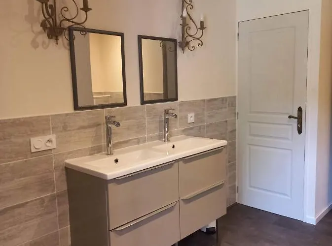 Domaine Manon فيلة