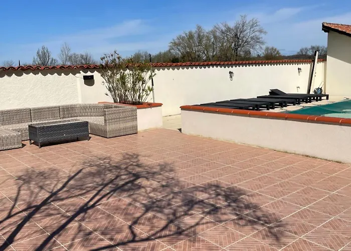 فيلة Domaine Manon Buzon